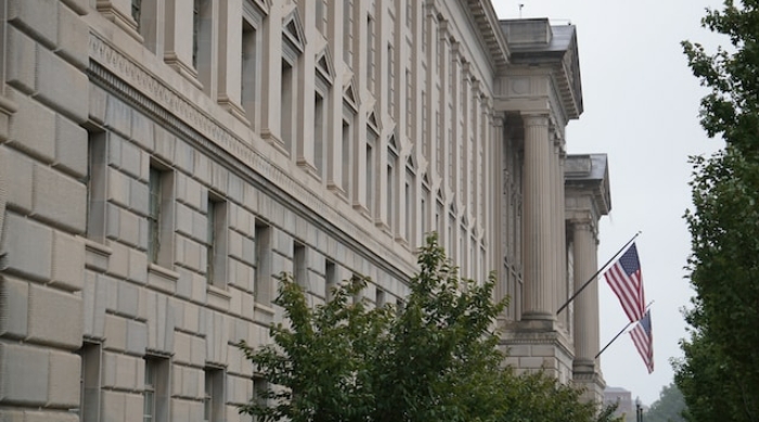 New reporting reveals failures of Commerce Department cronyism